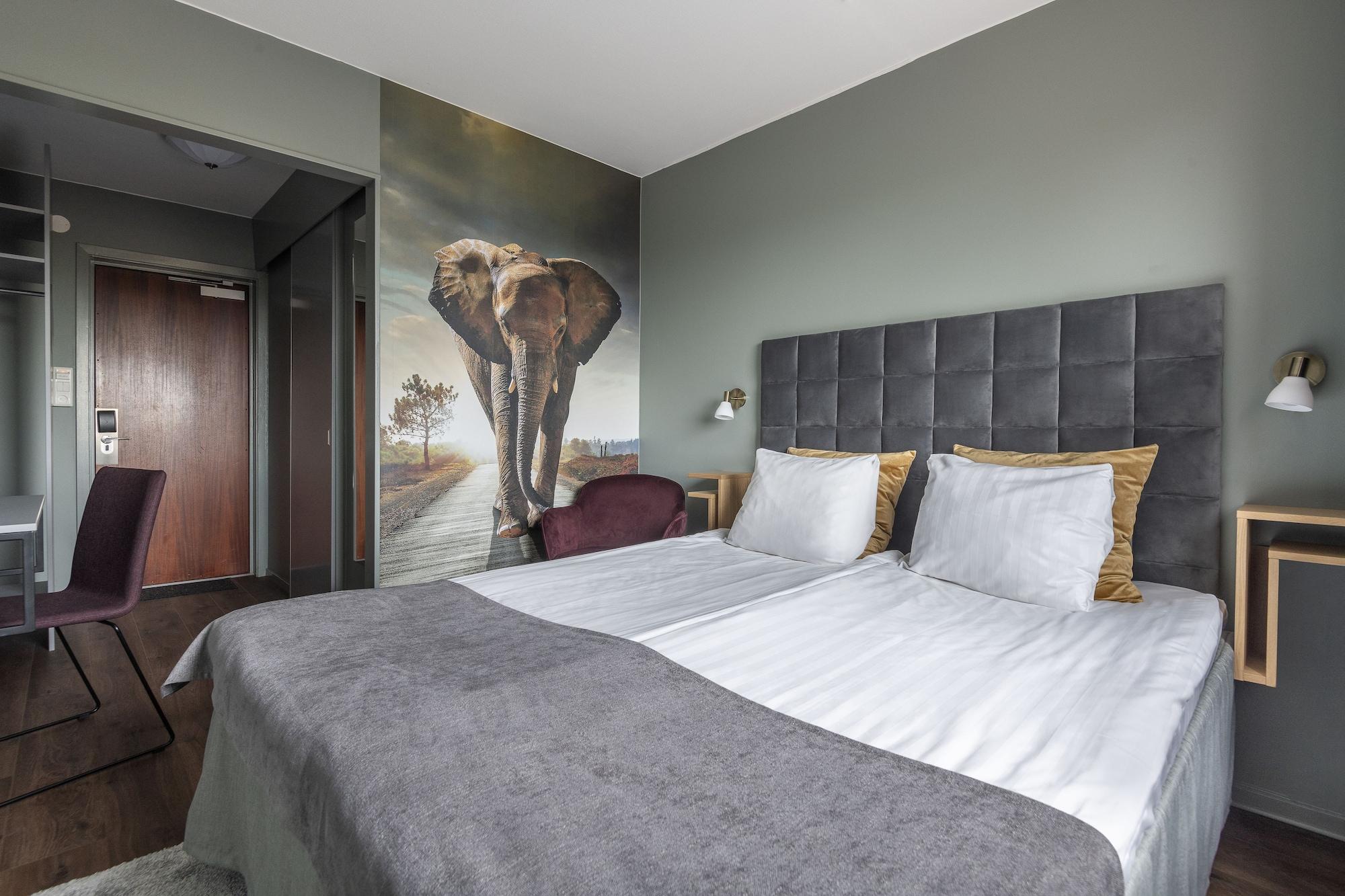 Quality Hotel Galaxen Borlange Exterior photo
